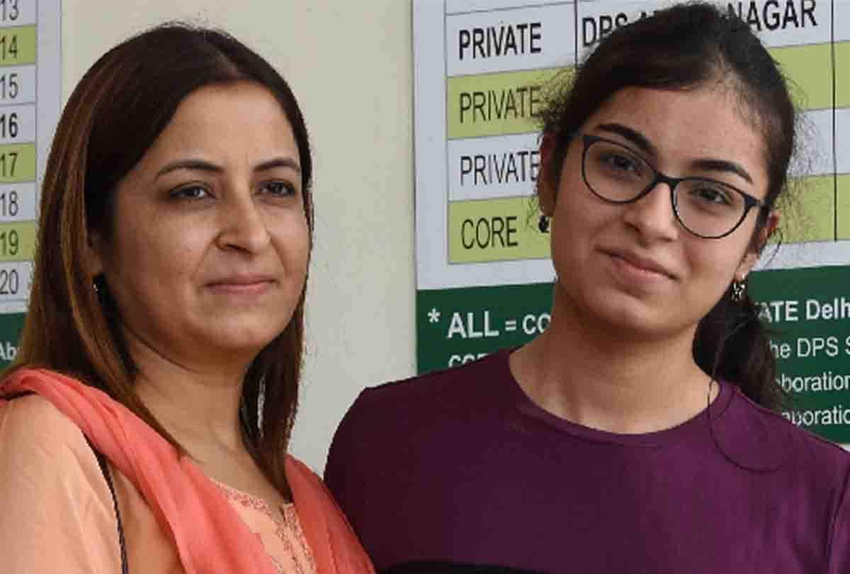 cbse 12 results 2019 Kanpur topper