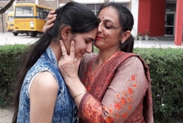 cbse 12th result, All India Second Topper Bhavya Bhatia Marksheet and Success Story