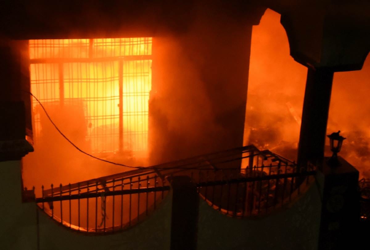 child died in fire accident in indira nagar