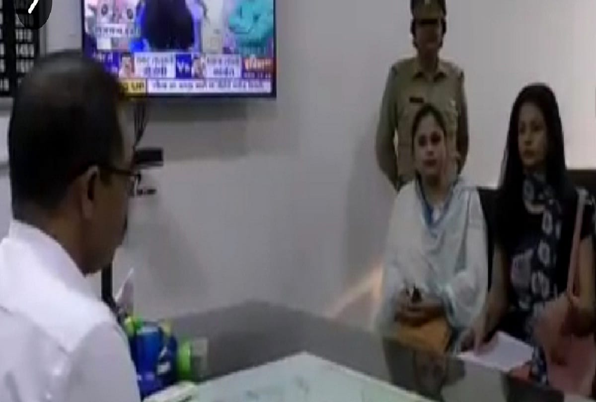 cricketer mohammed shami wife hasin jahan meet ADG, allegation imposed on police