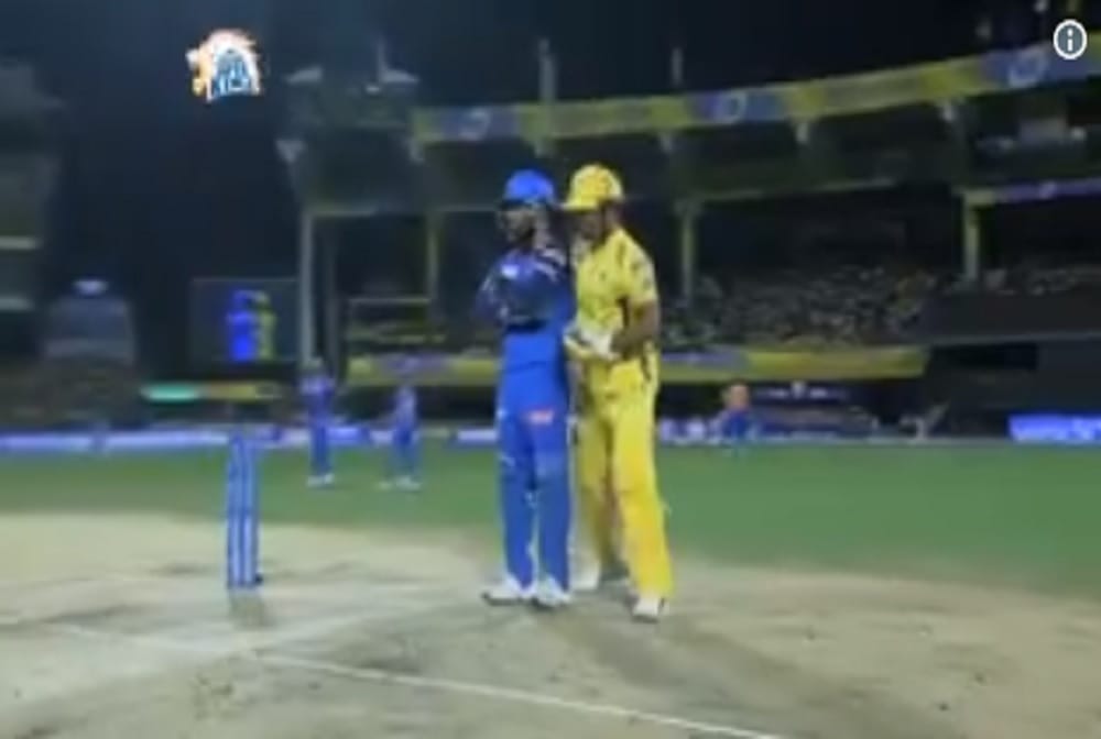 ipl 2019: rishabh pant and suresh raina banter during dc vs csk match