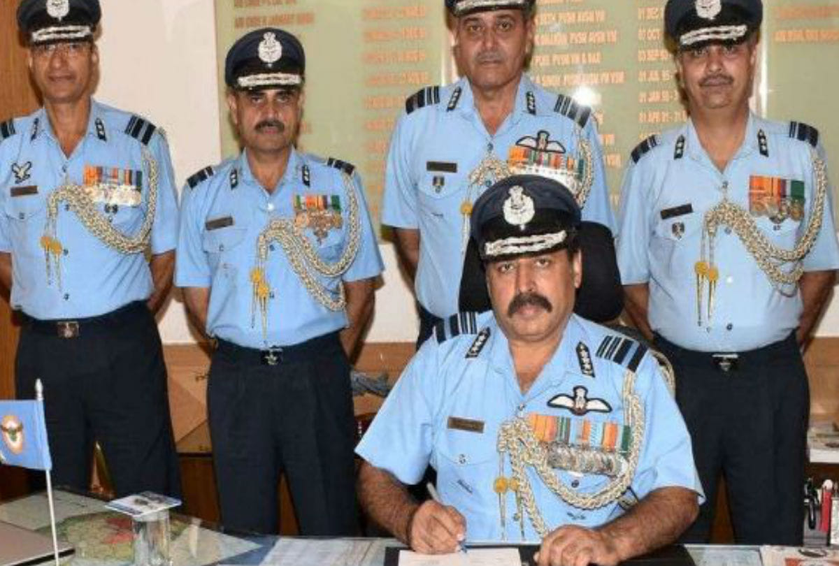 Air marshal rks bhadauria will be next air chief Villagers Happy
