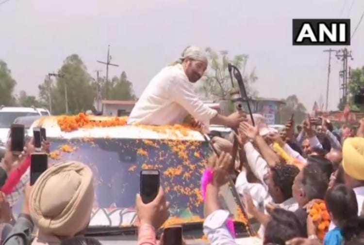 Lok sabha election 2019, BJP candidate Sunny deol road show in Gurdaspur