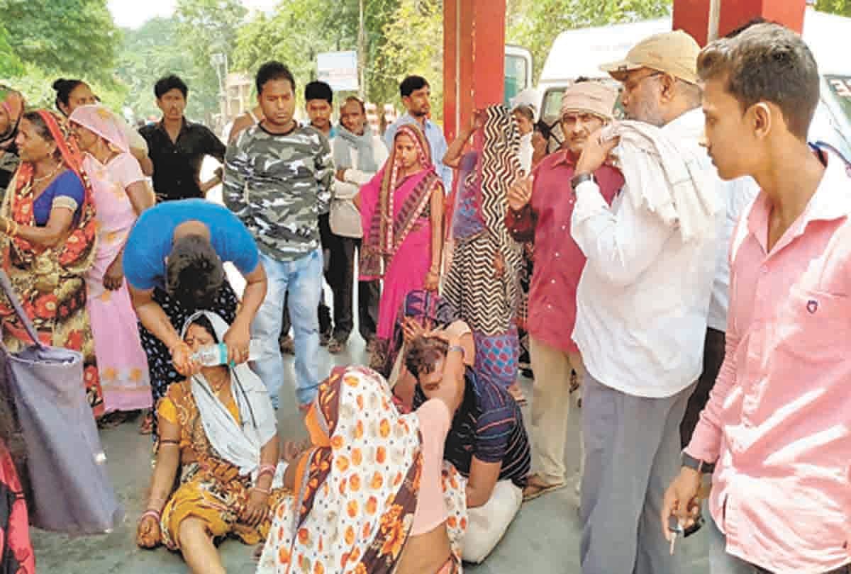 two died in road accident in kaushambi
