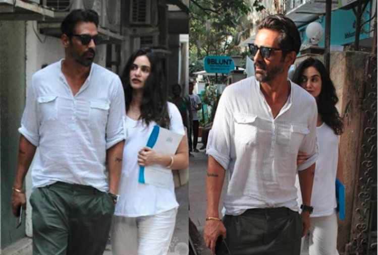 arjun rampal spotted with pregnant girlfriend gabriella demetriades outside of clinic