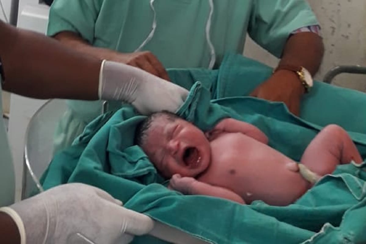 girl child born after Fani Cyclone in Odisha, Doctors named her Baby Fani