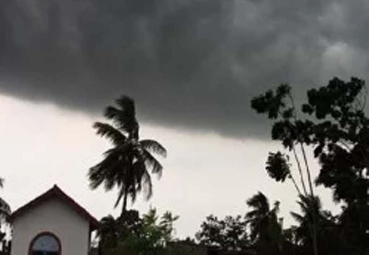 cyclone fani reaches to pori and its effect in up
