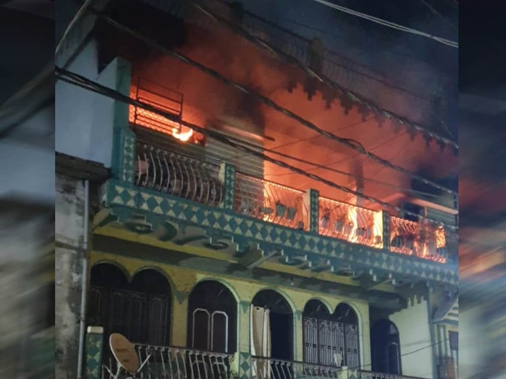 obscene video viral Accused house burned by crowd in pithoragarh