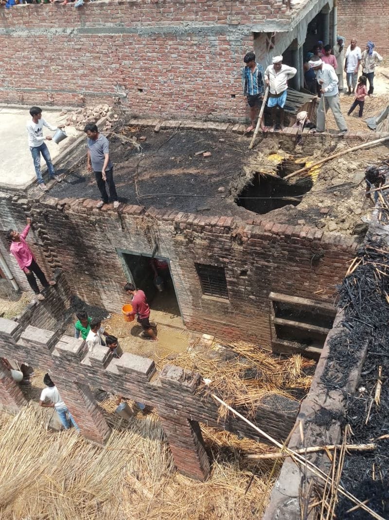 नगला गवे में घर में लगी  आग