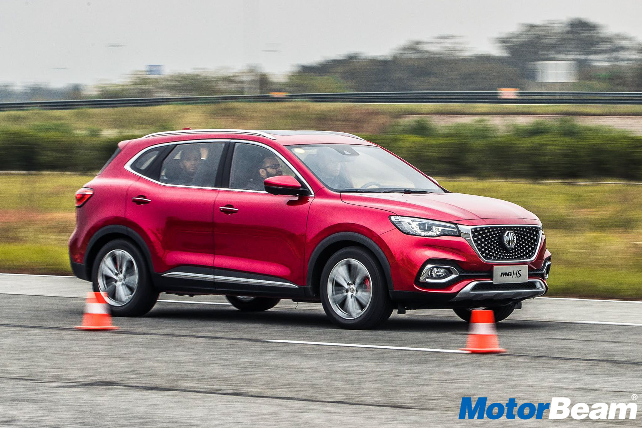 Premium MG hector Suv will launch in india on May 15, official bookings started after launch
