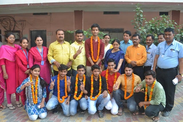 Mihir topper, Varun second place