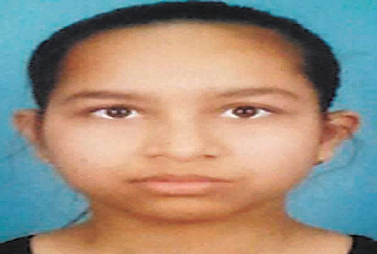 rushali topped in cbse exam