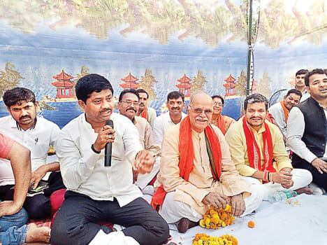 vyaapaariyon kee hitaishee bhaajapa hai: nandee