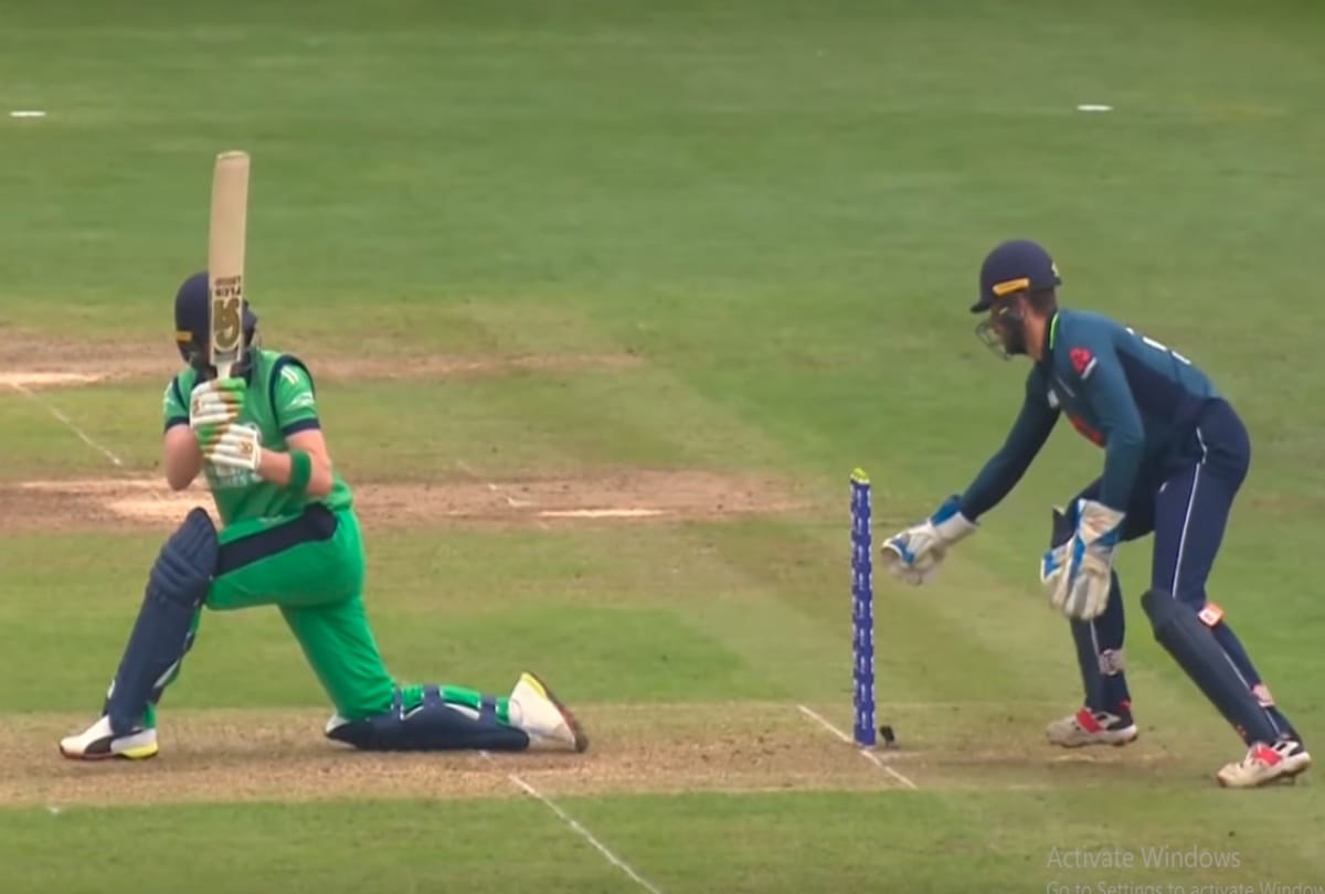 English wicket keeper Ben Foakes copied MS Dhoni stumping style vs Ireland