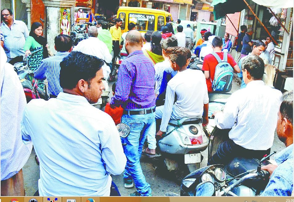 3000 टेंपो बिगाड़ रहे ट्रैफिक की चाल