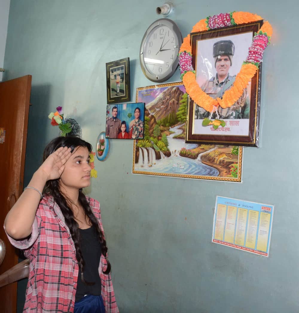 pulwama martyr daughter passed in 12th class cbse 12th class result
