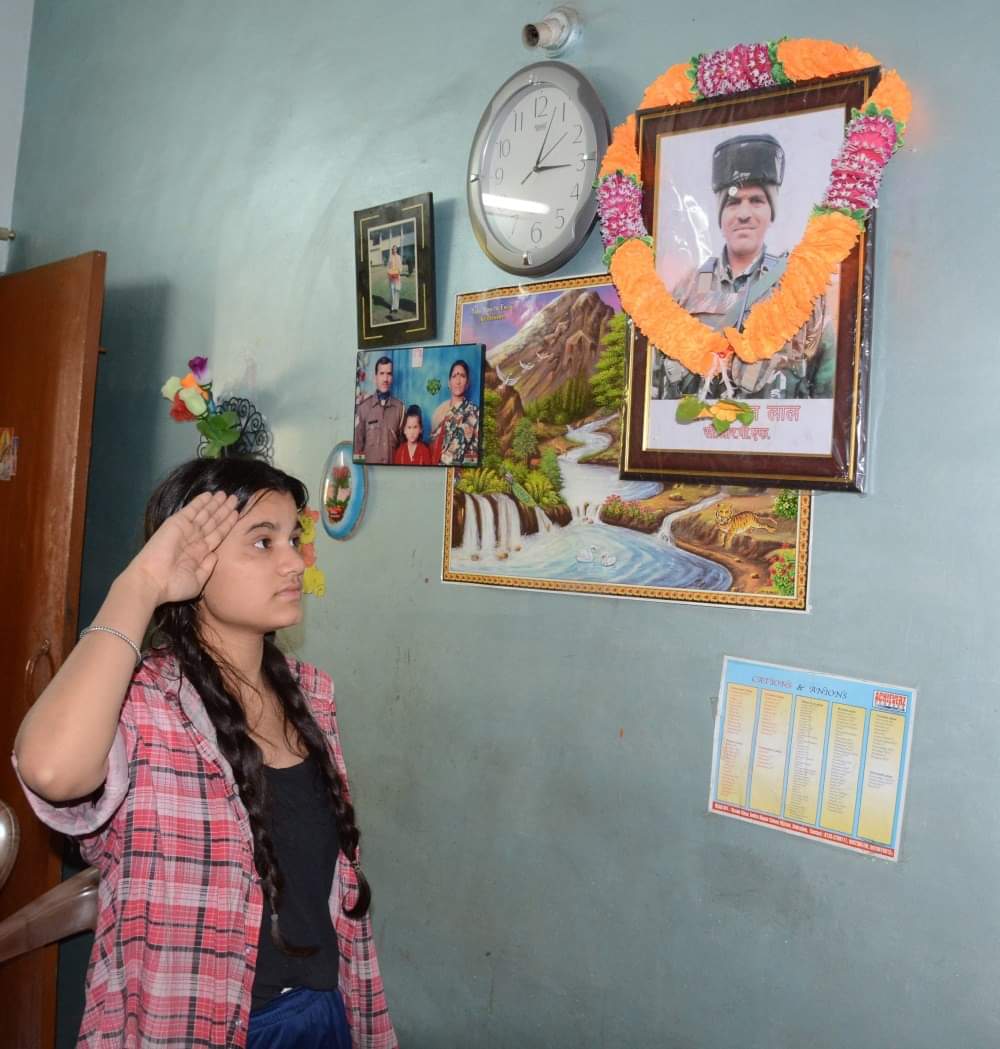 Pulwama Attack 1st Anniversary: Martyr Mohanlal raturi son want to become Army Soldier