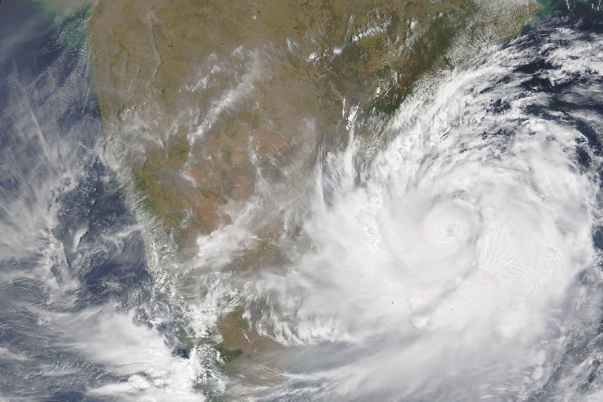 Cyclone Beta moves towards Texas, Louisiana in United States