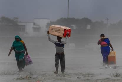 Fani in Odisha Many People Dead due to thunderstorm, rescue operation underway