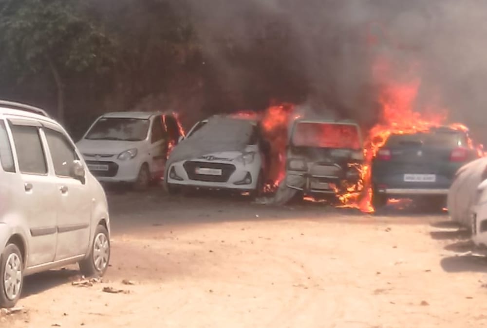 Naxals set ablaze 5 vehicles involved in construction work in Sukma district, Chhattisgarh