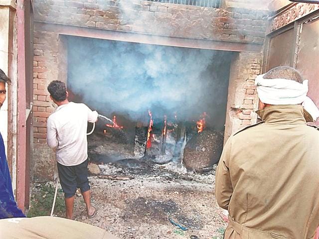 Fire in the warehouse of paper factory, considerable loss