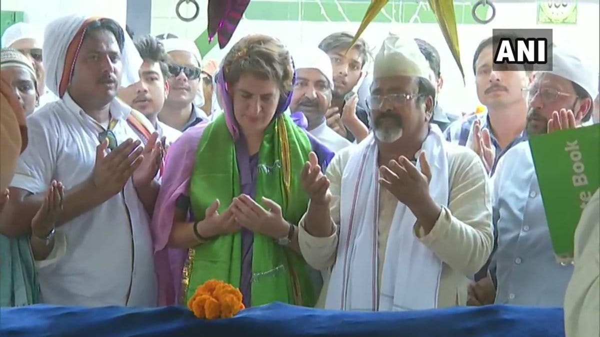 Lok Sabha Chunav 2019: Amethi last day campaign Priyanka Rahul Smriti full force campaign