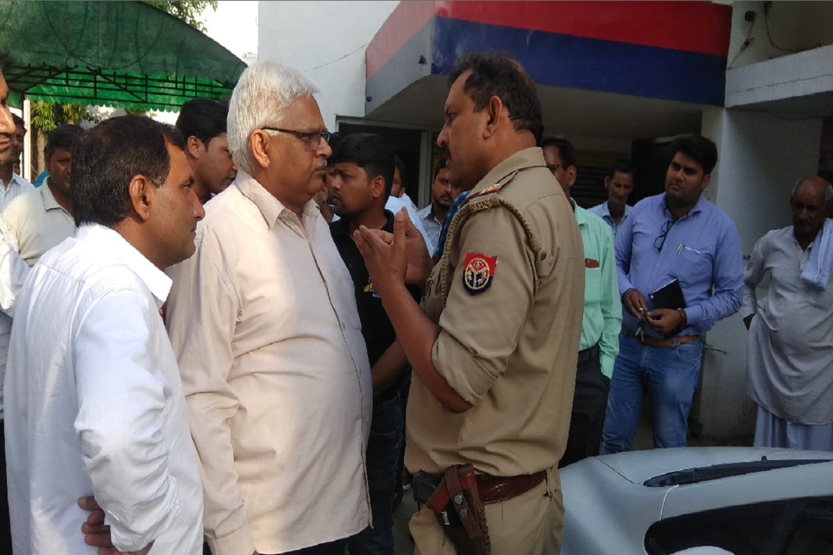 Beating with foreigners in Meerut and the victim gave information by tweet the DGP