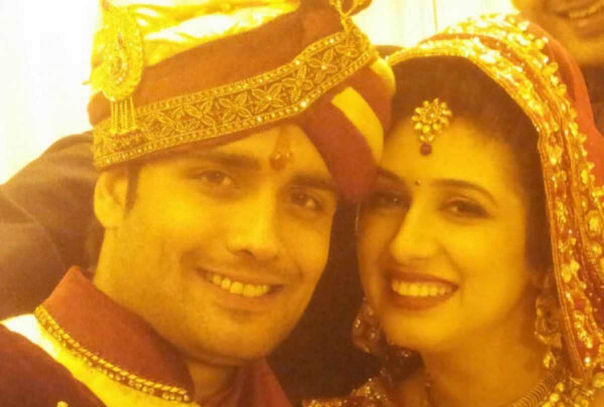vahbiz dorabjee accued her husband vivian dsena of domestic violence report says