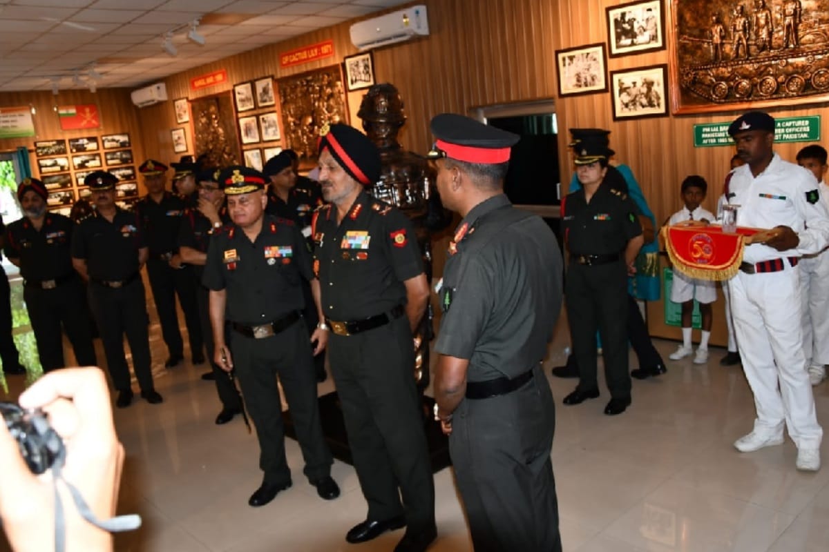 Army Chief General Bipin Rawat suddenly arrived in Meerut Cantonment