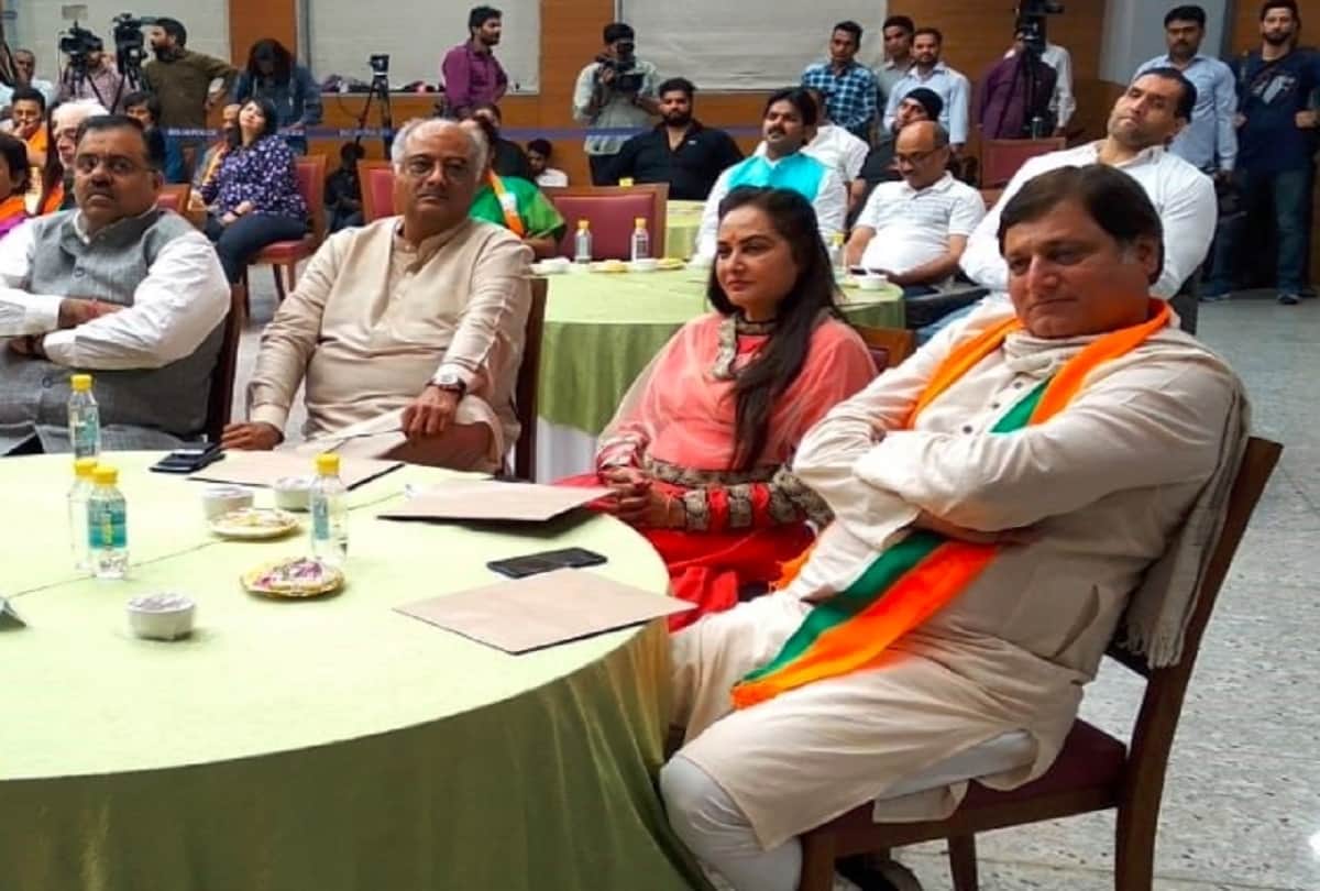 Bollywood Celebrities With Namo in delhi before lok sabha election 12 may