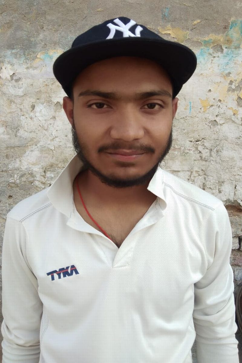 टूंडला के क्रिकेट खिलाड़ी का एटा जिला टीम में चयन