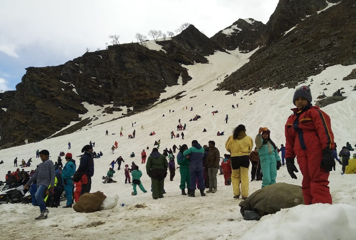 Tourist Place Marhi gulaba barrier Manali Kullu himachal pradesh