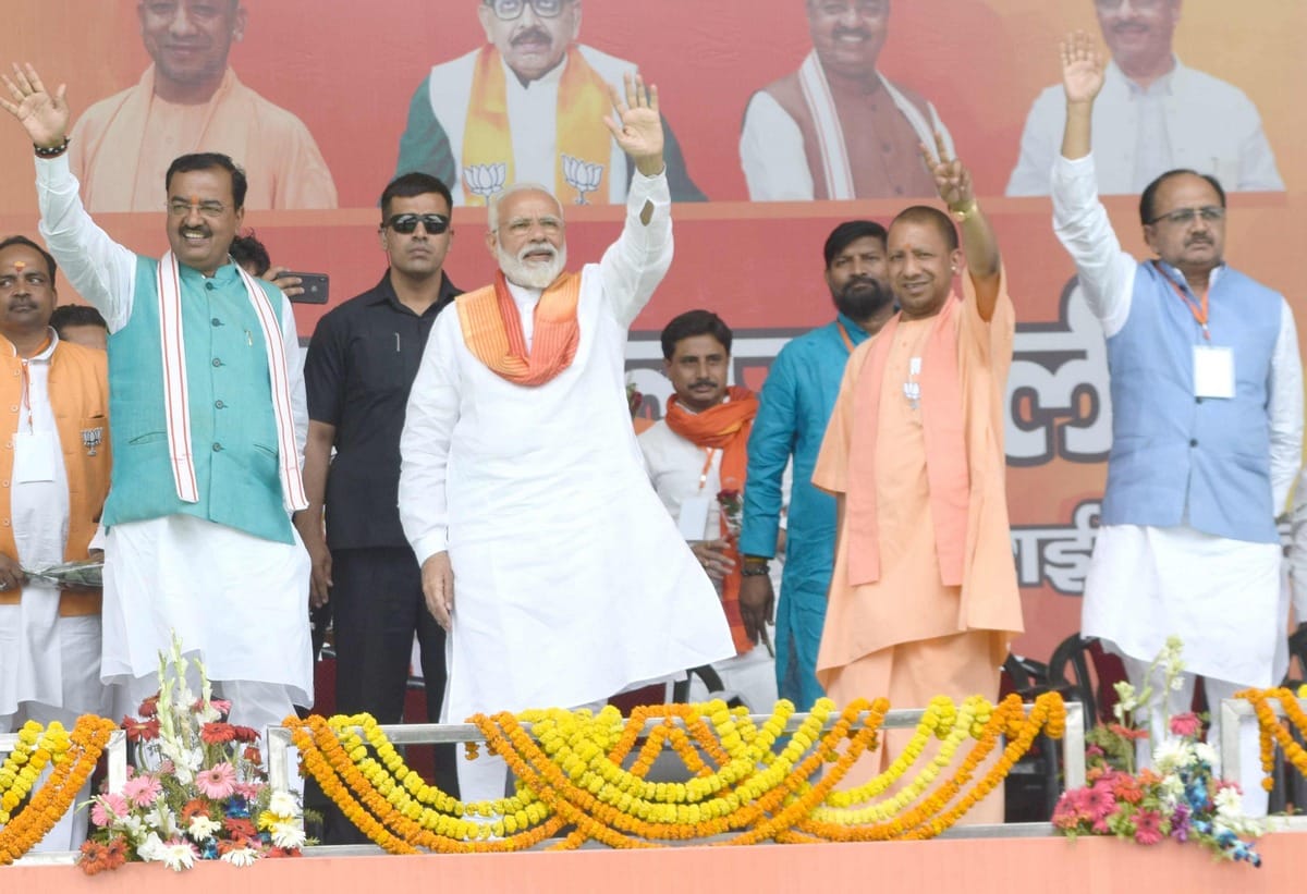 Lok sabha Election 2019 : PM Narendra modi forget call name of candidate jansabha in bhadohi