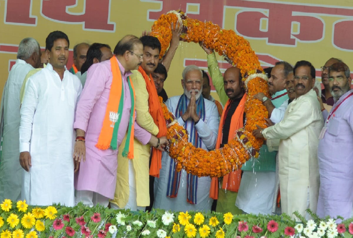 Lok Sabha Chunav 2019: pm modi addressed election Rally in basti, Gorakhpur