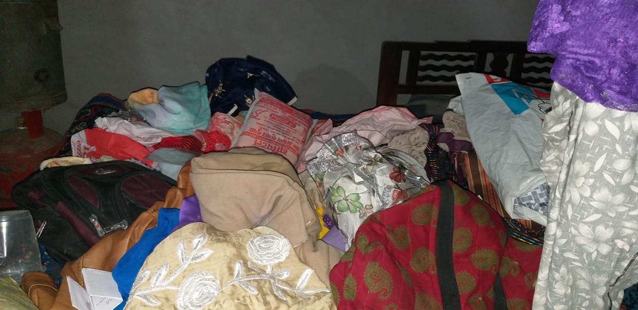 Thousands of jewelery theft from two houses