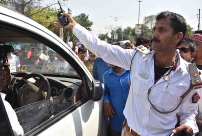 Prayagraj: The condition of the impaired prisoner in the police station, beating hospital