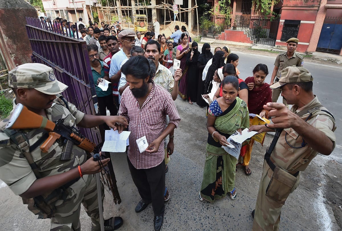 lok sabha elections 2019 security force angry after getting food by area Wise