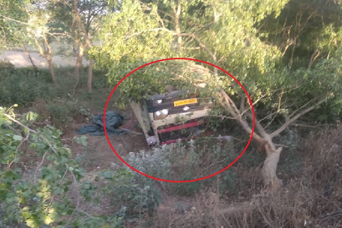 Two people dies and many injured in car accident at Muzaffarnagar
