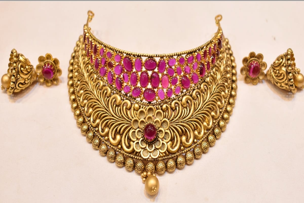 Akshaya Tritiya: auspicious time for jewellery shopping, gift scheme also available in showrooms