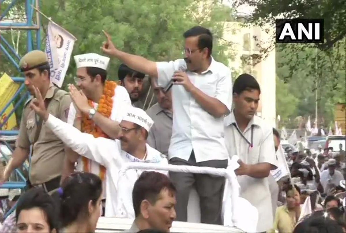 Lok Sabha Elections 2019 Arvind Kejriwal campaigns for Raghav Chadha in Delhis Tehkhand Village area