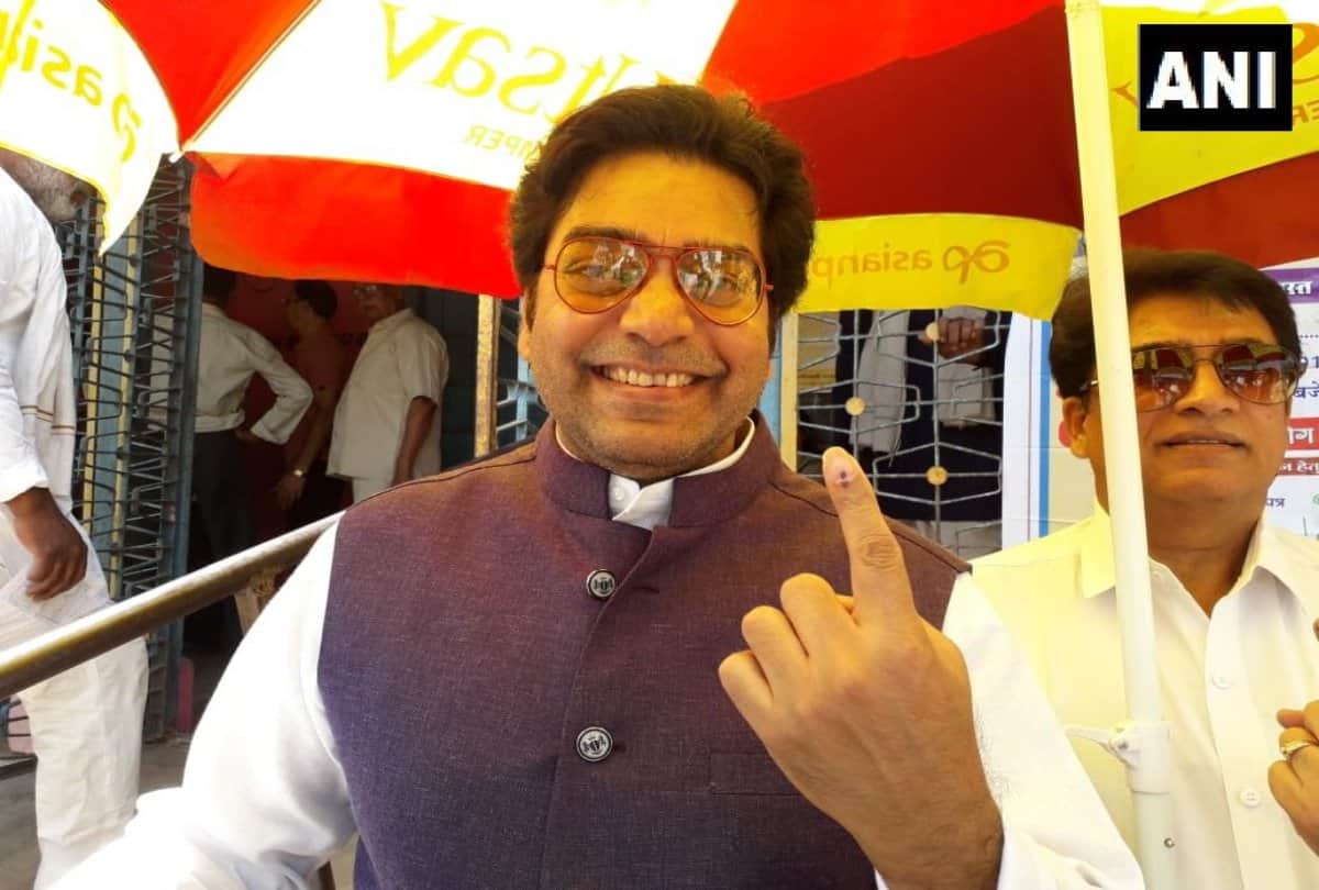 Lok Sabha Chunav 2019: Celebrities who cast votes in fifth phase polls