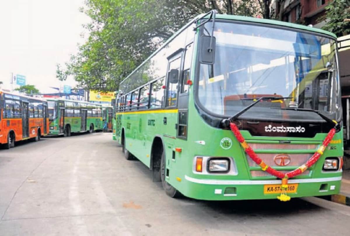 BMTC Driver Narayanappa kept plants in bus and mini nano lalbagh bus photos viral
