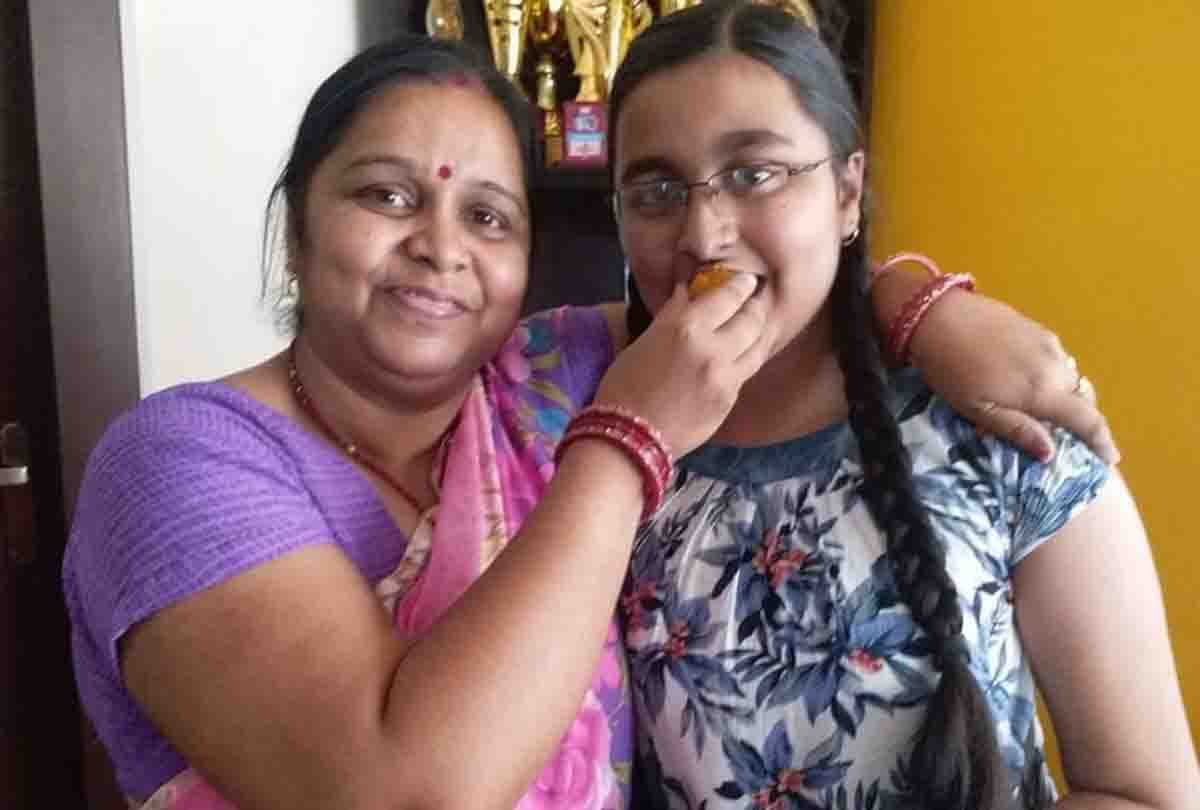 cbse 10th result 2019 declared ayushi tiwari topper of kanpur