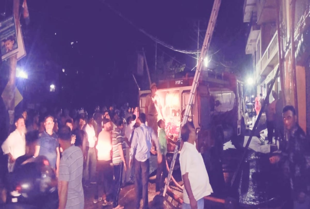 house on fire in mandi in himachal