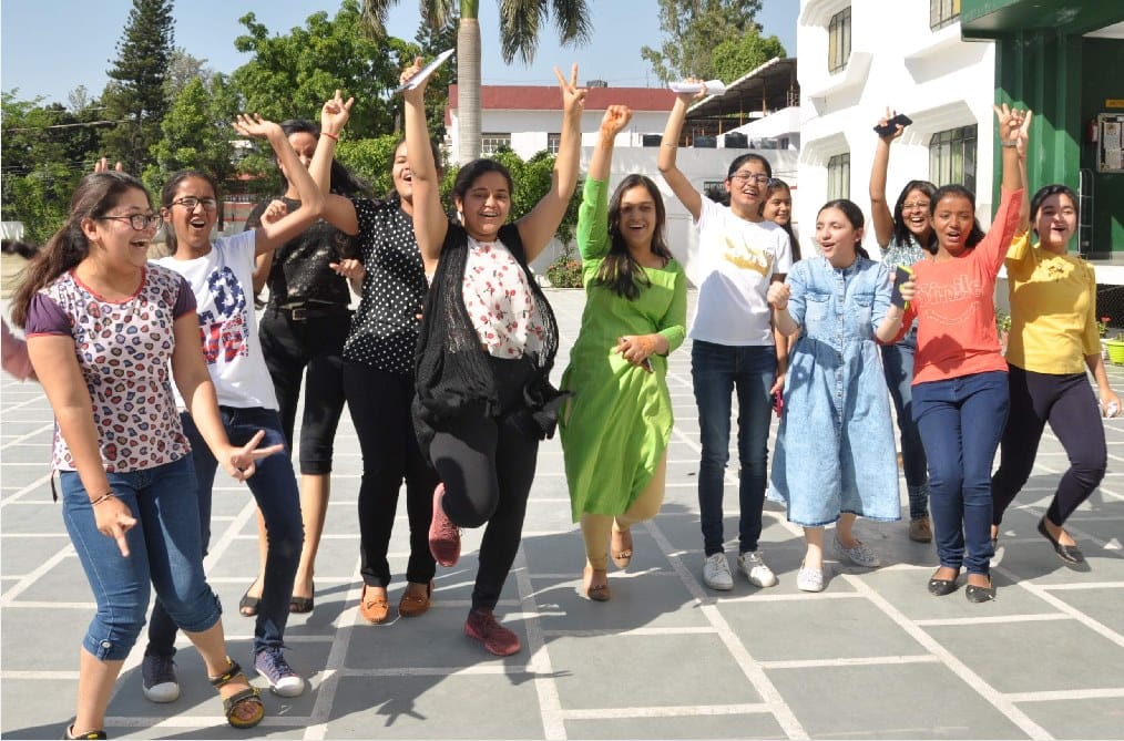 CBSE 10th result 2019 Highest Girls topper in Dehradun Reason