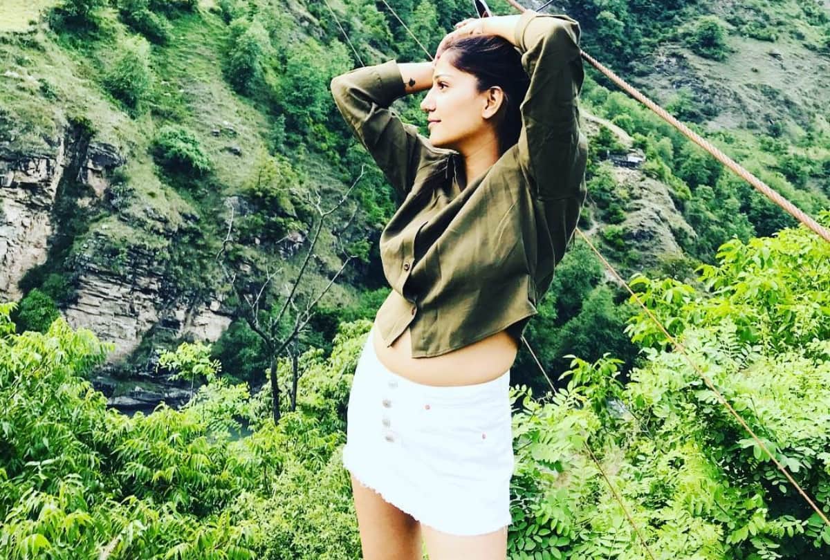 Sapna Chaudhary get trolled after shared her photo in Mini Skirt