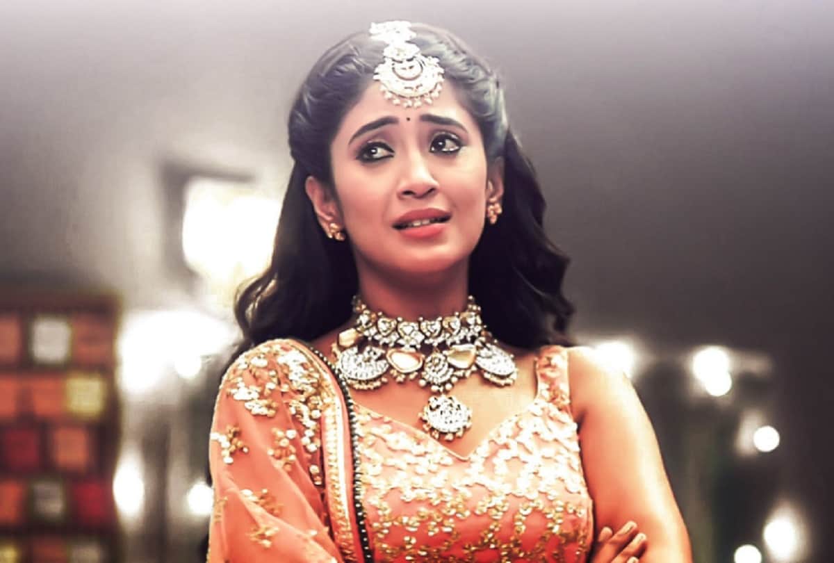 Yeh Rishta Kya Kehlata Hai Actress Shivangi Joshi Grandfather Passes Away on Her Birthday