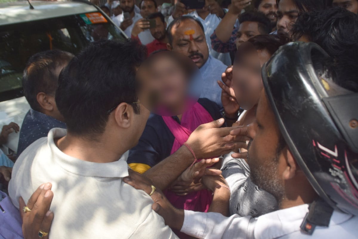 Bjp leader beaten a husband wife in Meerut, Police filed a case in pressure
