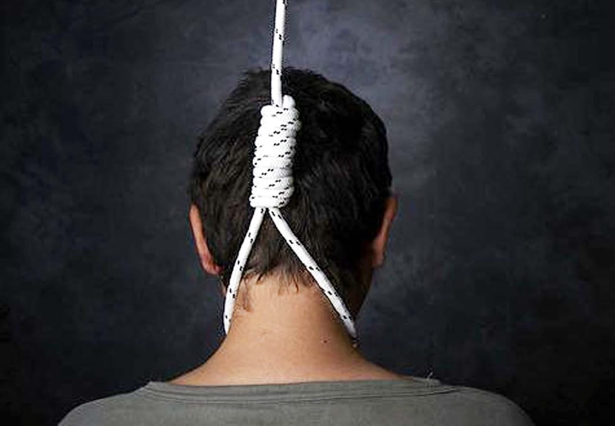 Youth's body found hanging from sari in room