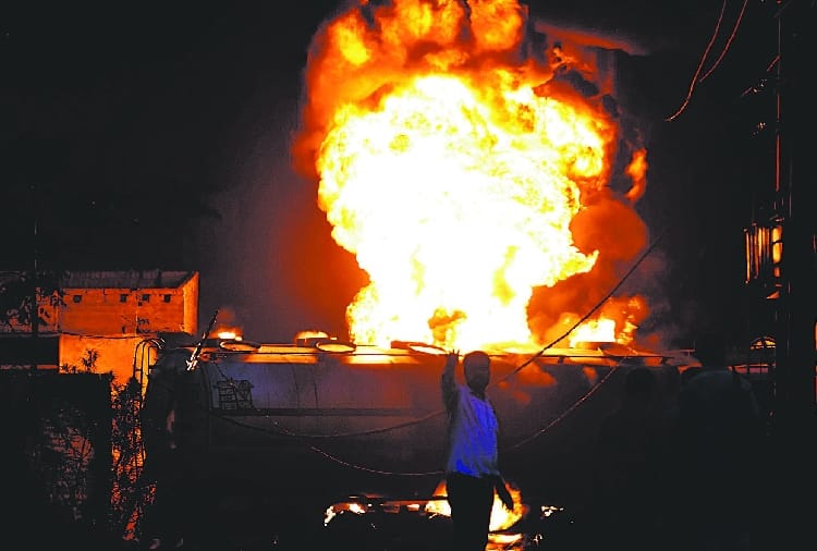 Fire breaks out at chemical factory in Ludhiana of Punjab